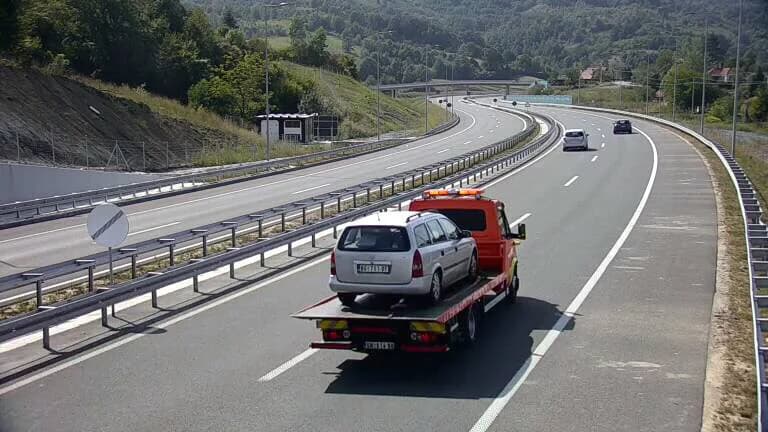 Šlep vozila na autoputu Miloš Veliki kod petlje Takovo